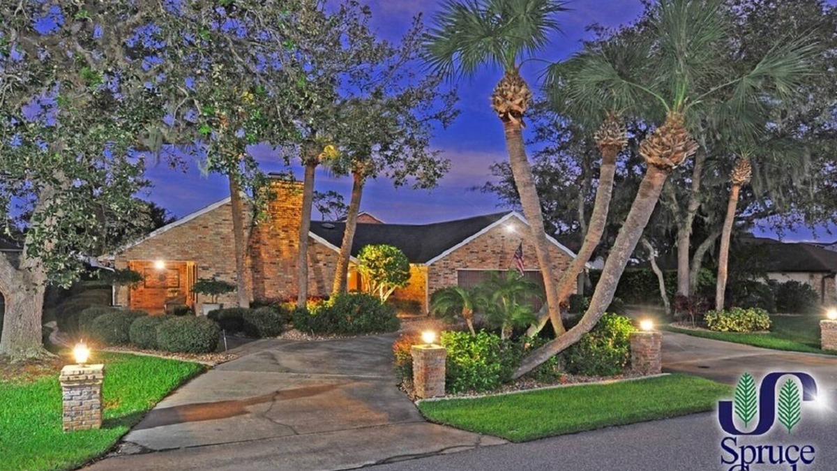 Spruce Creek House | Pool side in Port Orange, Near beach, Gated Community, Bikers Welcome!Golf!