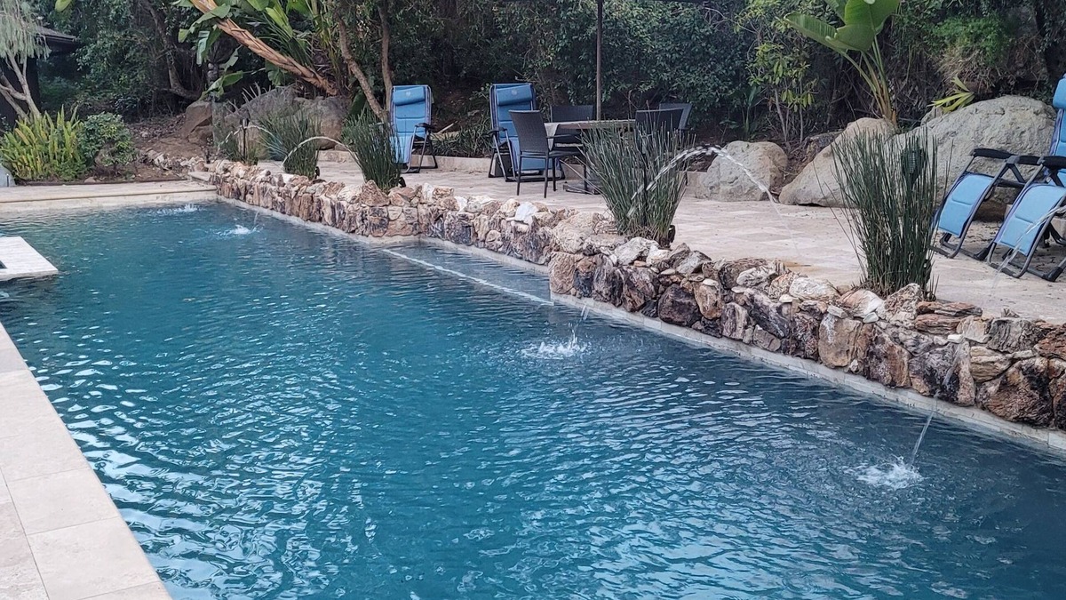 Mount Helix House | Pool Side Safari Cabin