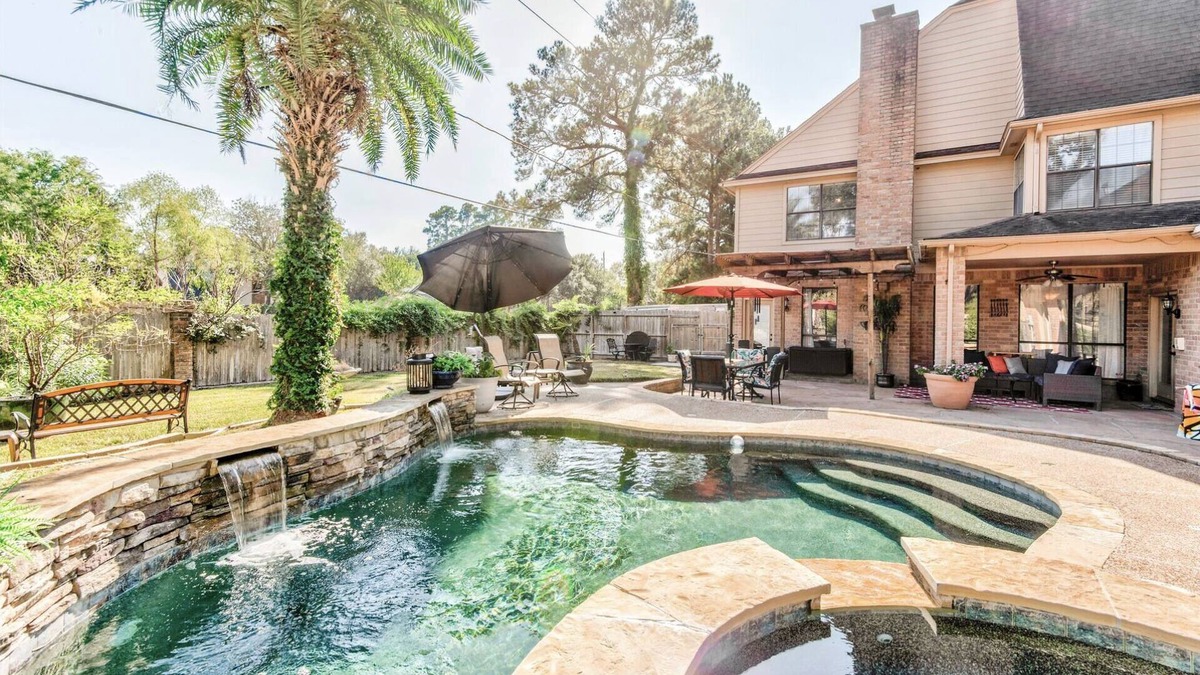 Memorial Northwest House | Pool & Spa! Spacious & Serene 4,600 Sqft. Sleeps13; Spring, TX