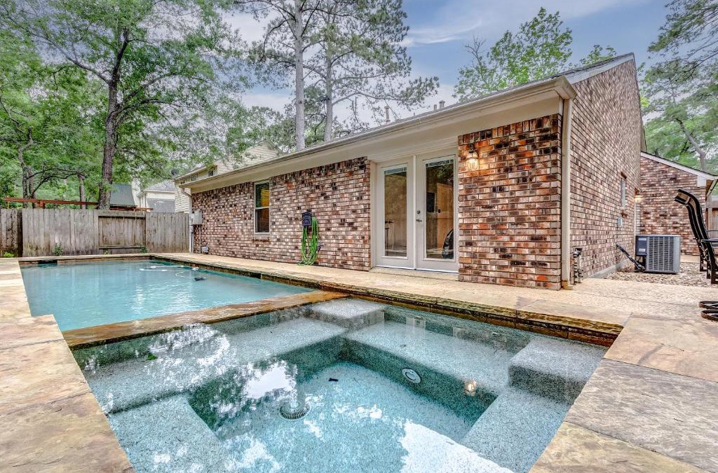 Indian Springs House | Pool & Spa! Whimsical Heart of The Woodlands