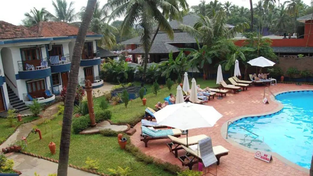 Sinquerim Apartment | Pool View Studio Apt in Santana Beach Resort