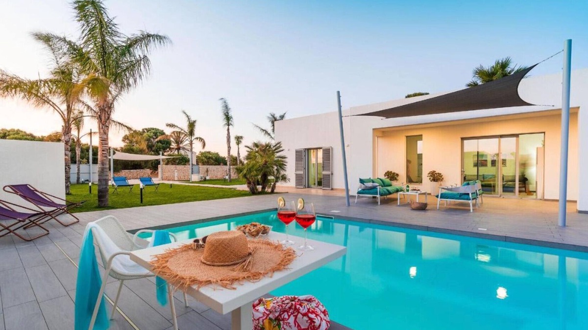 Reitani Villa | Pool villa, 300 metres from beach, San Lorenzo, Sicily