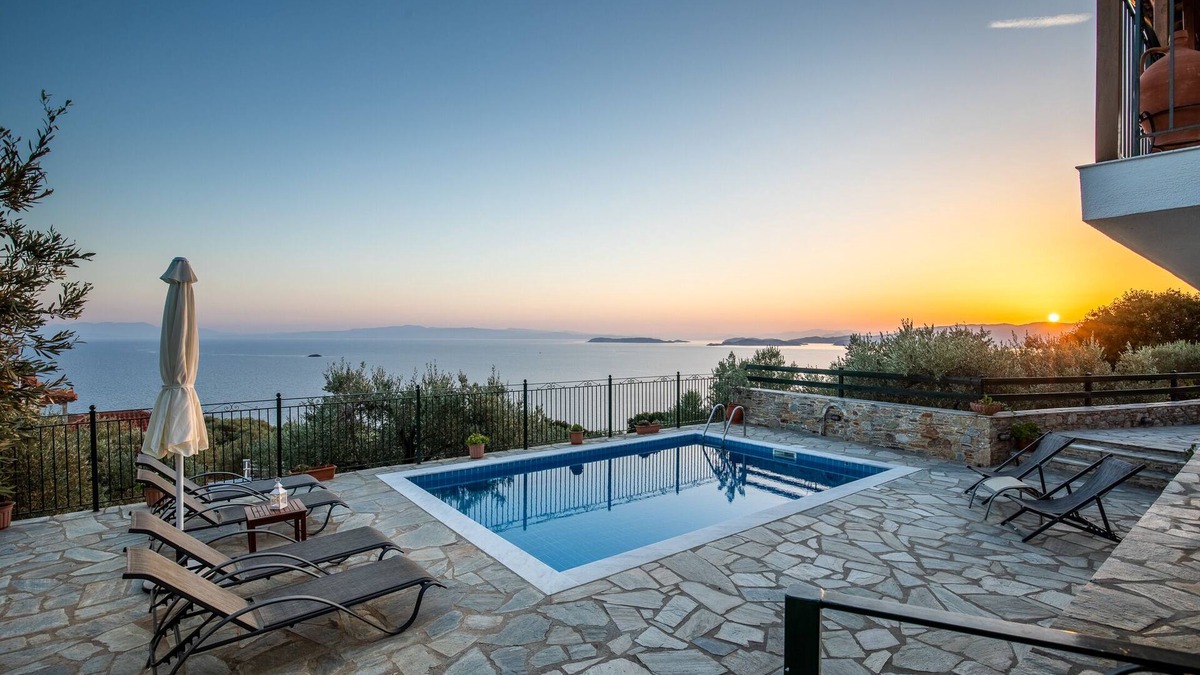 Glossa Villa | Pool Villa -Anastasia-sea views,sunset,wifi,near the village & the port