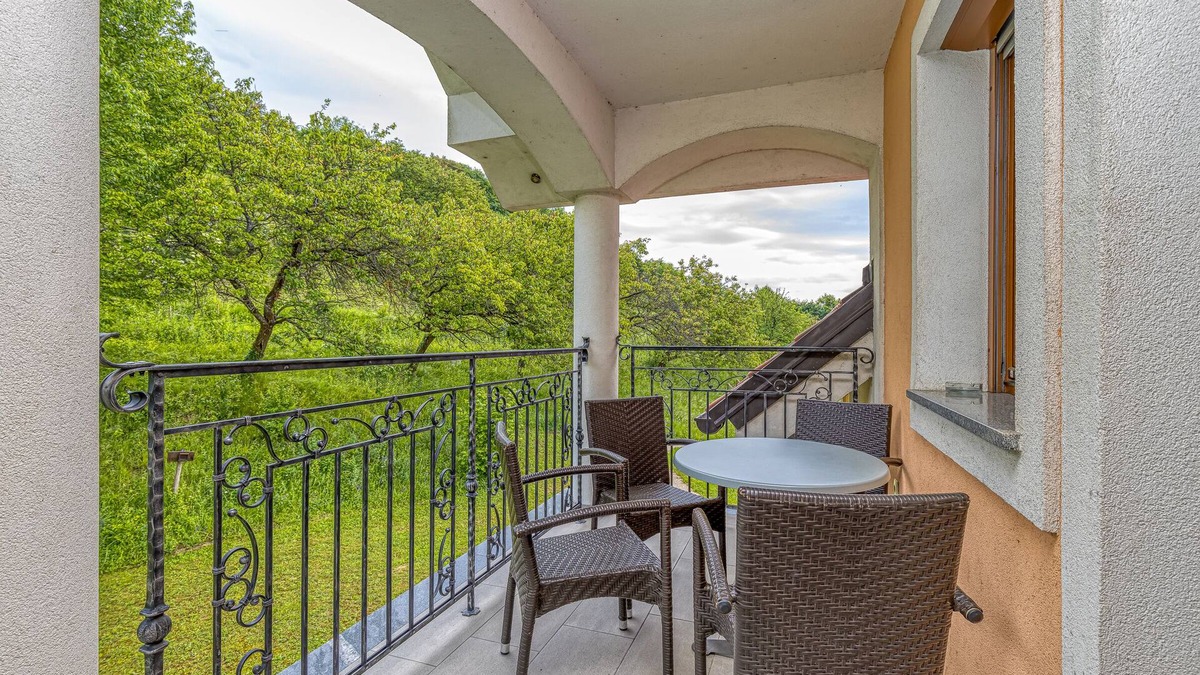 Pisece Apartment | Pool Villa Silva Marija - App 206, Pišece, Slovenia