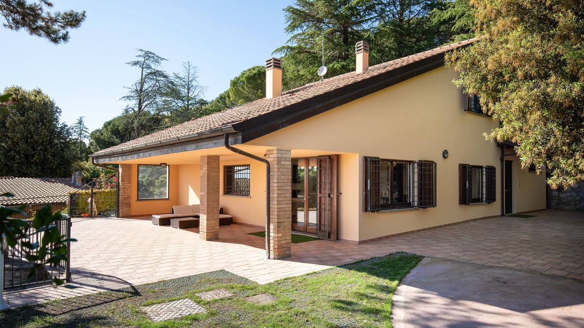 Corciano Villa | Pool villa "the trinity"