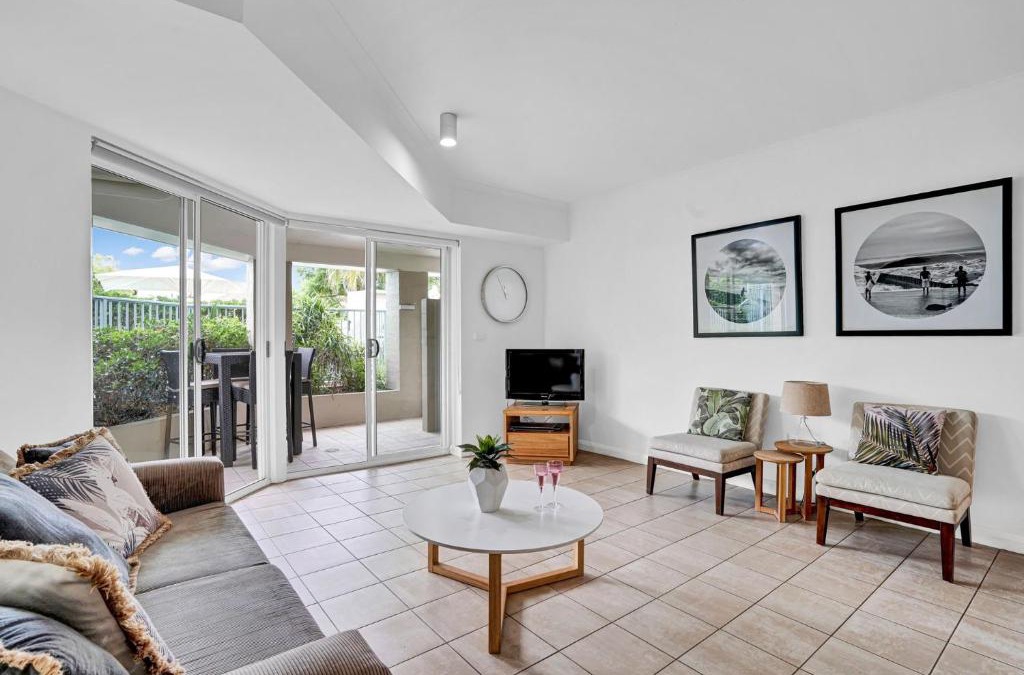 Palm Beach Apartment | Poolside at Iluka Resort Apartments