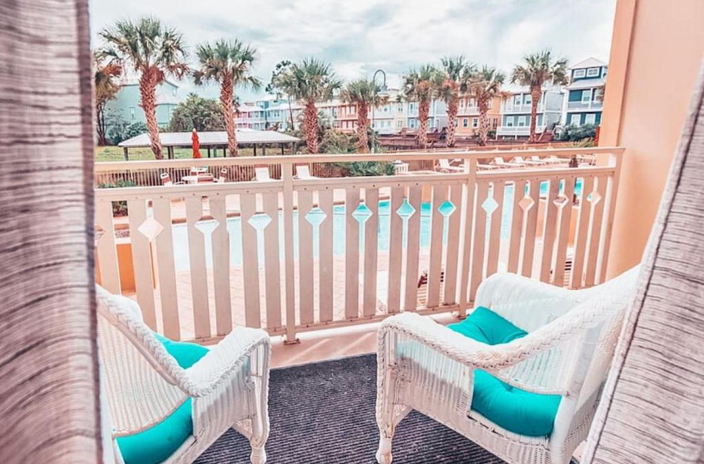 Waterside Village House | Poolside Condo at Waterside