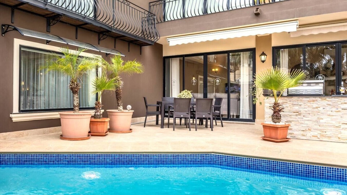 Zebbug House | Poolside Paradise Villa Zebbug