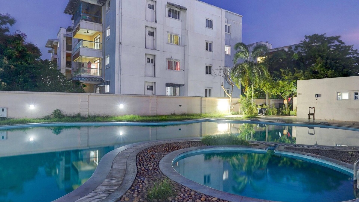 Chennai House | Poolside Retreat Near Sathyabama Chennai