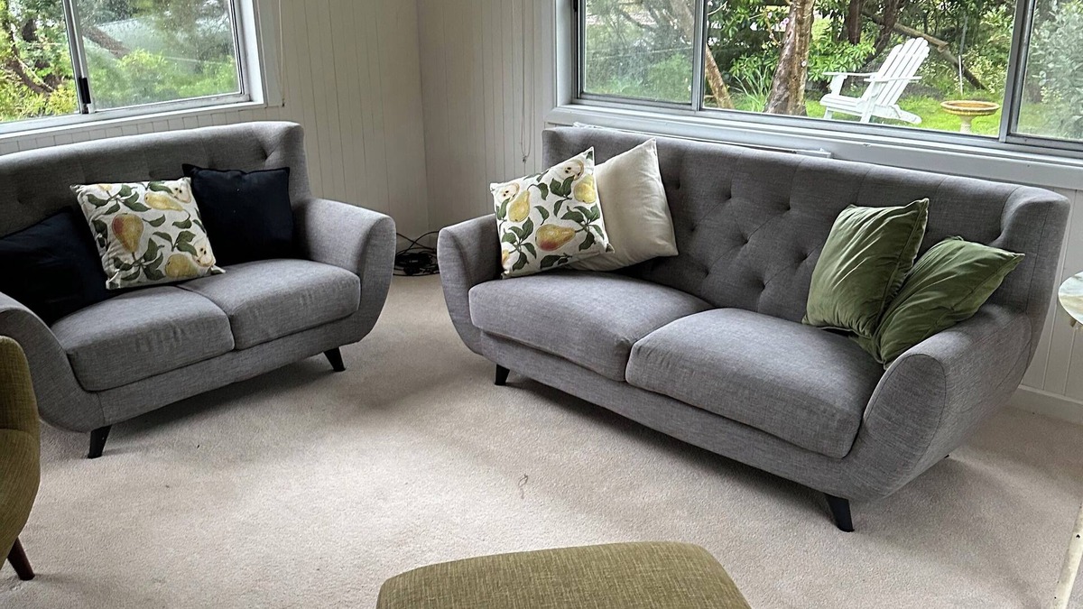 Sandy Point House | Poplar cottage Sandy point , 3 bedroom , 4 min walk to beach