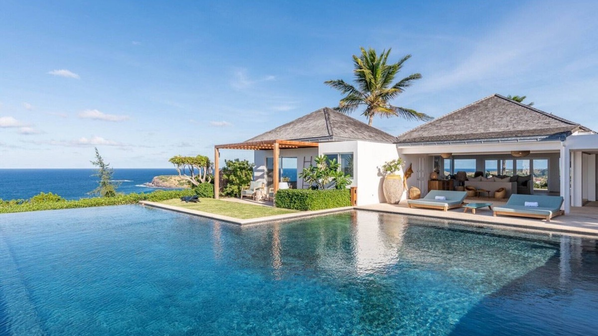 Mont Jean Villa | Poppy - 3-Bedroom luxury villa with panoramic ocean views