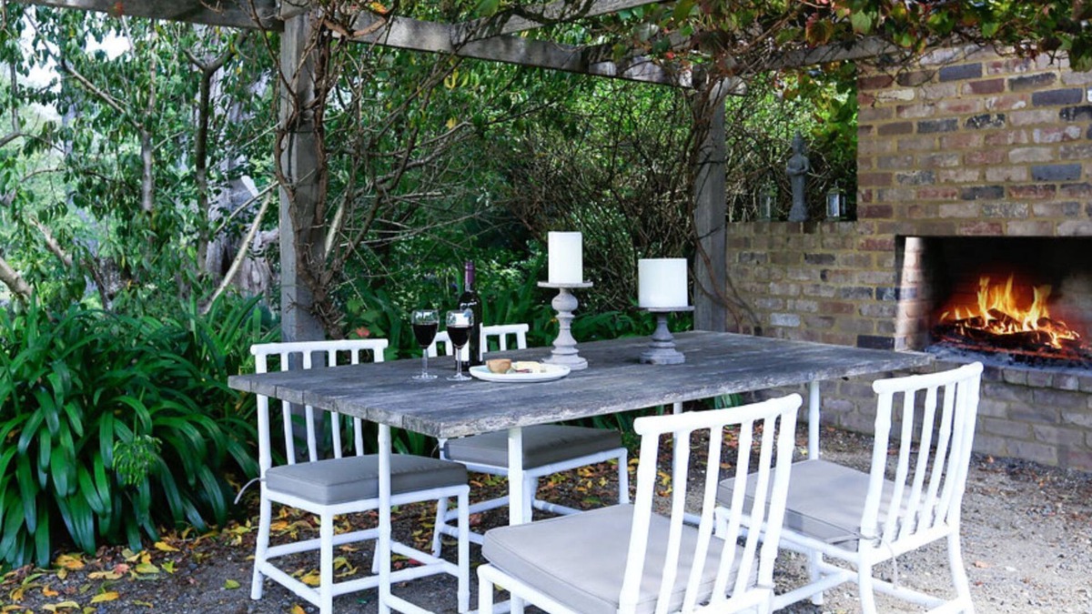 Exeter House | Poppy Cottage – delightful and pet-friendly cottage