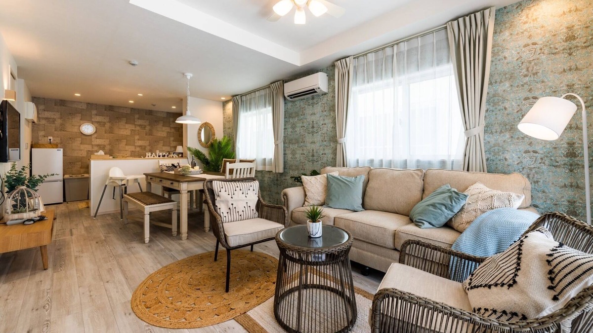 Ginowan House | Popular American Village 8 minutes convenience s/Ginowan Okinawa