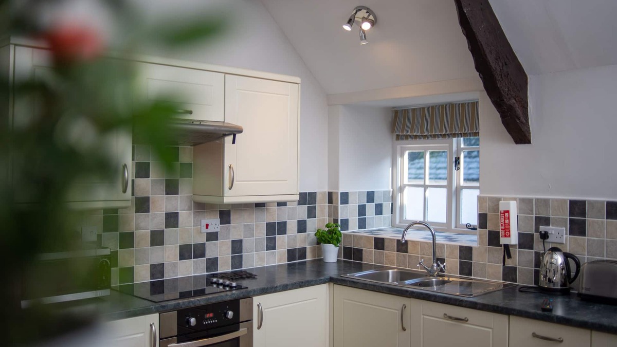 Tawstock Cottage | Popular family friendly cottages, heated indoor pool - 'Number Seven' sleeps 3