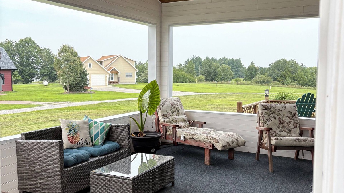 Mystic House | Popular Rathbun Lake Getaway