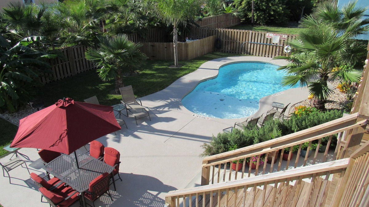 Port Aransas House | Port A on the Horizon! 1B/1 Bath, Heated Pool, Sleeps 6