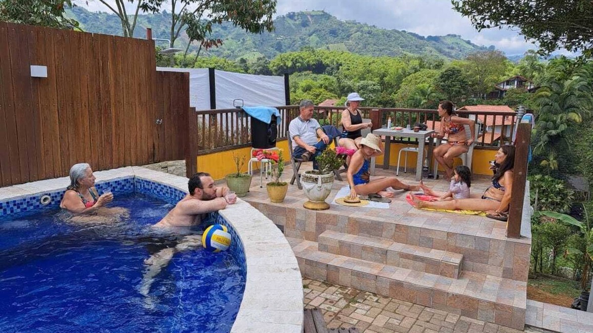Alegrias House | Portal La Mariana