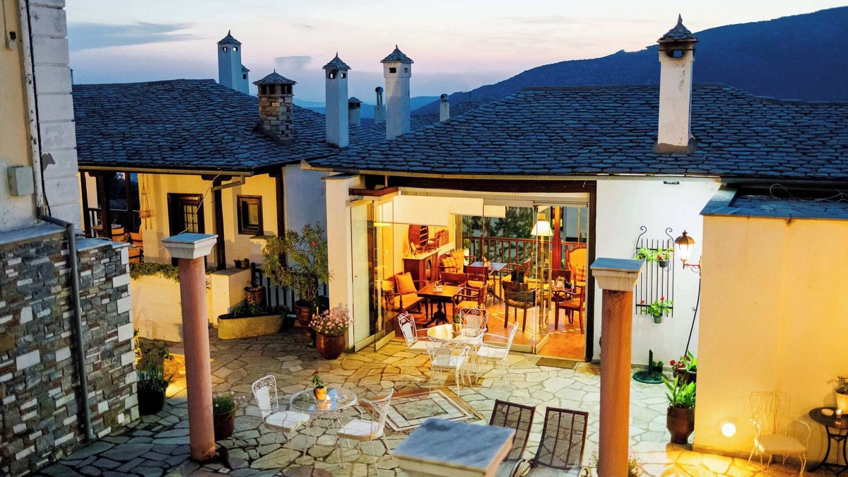 Portaria Bed & Breakfast | Portaria Pool Gem - Palladio Superior Haven