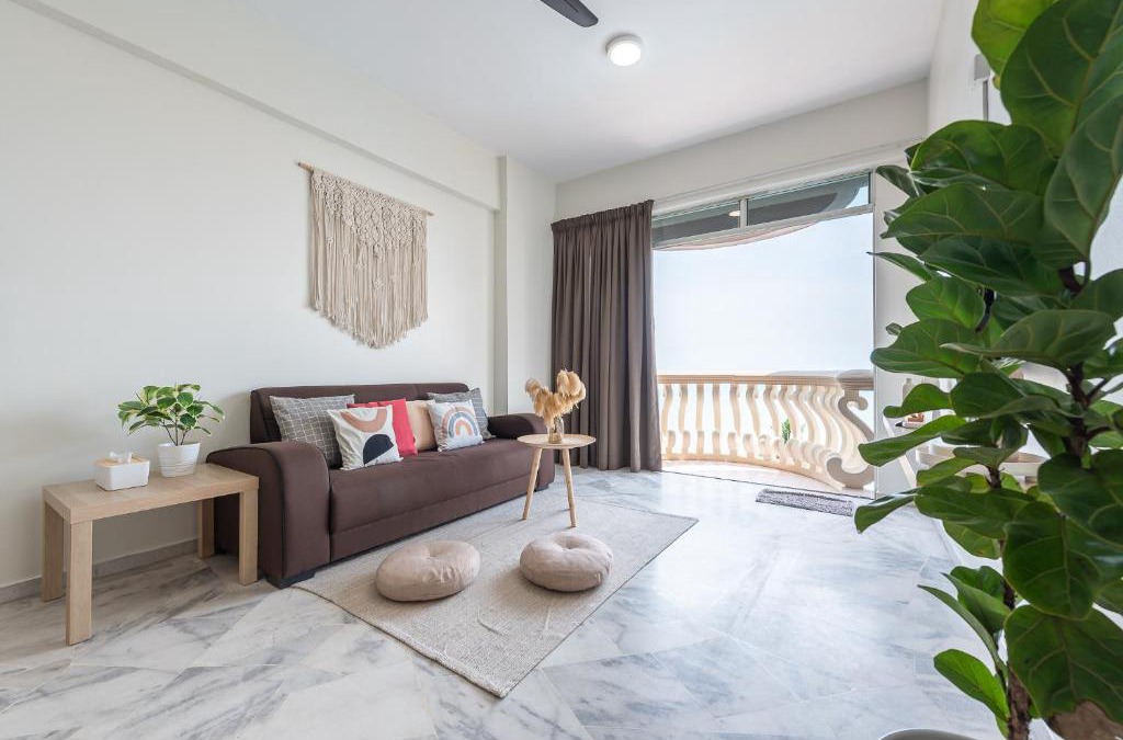 Taman Tanjung Apartment | PortDickson Minimalist Seaview Home 10Pax3BR 1MinToBeach