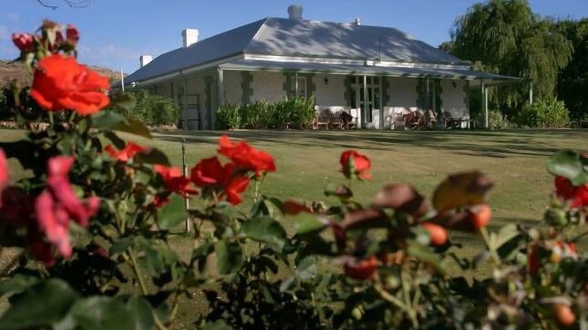 Skurray House | Portee a Murray River Outback Homestead. A picture of outback Australia