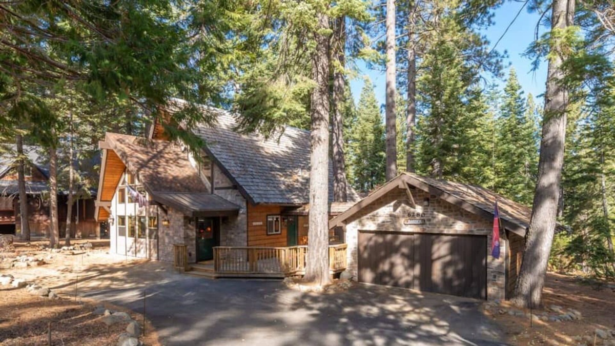 Chamberlands Cottage | Porter by Avantstay Rustic Modern Oasis In The Of Chamberlands