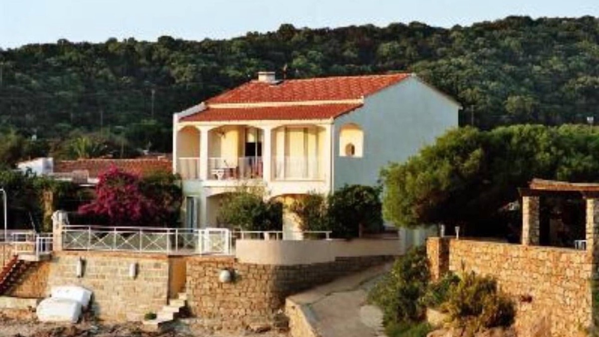 Isolella House | Porticcio: house/villa - 7 rooms - 10 persons