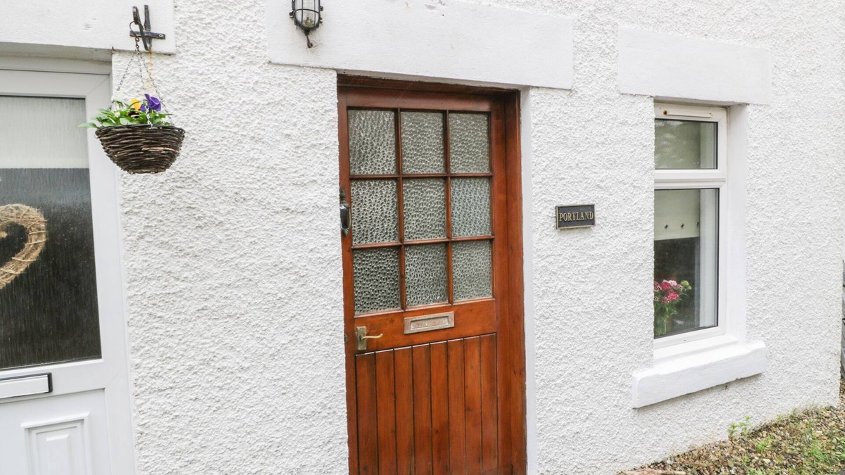Brodick Cottage | PORTLAND, pet friendly, country holiday cottage in Brodick