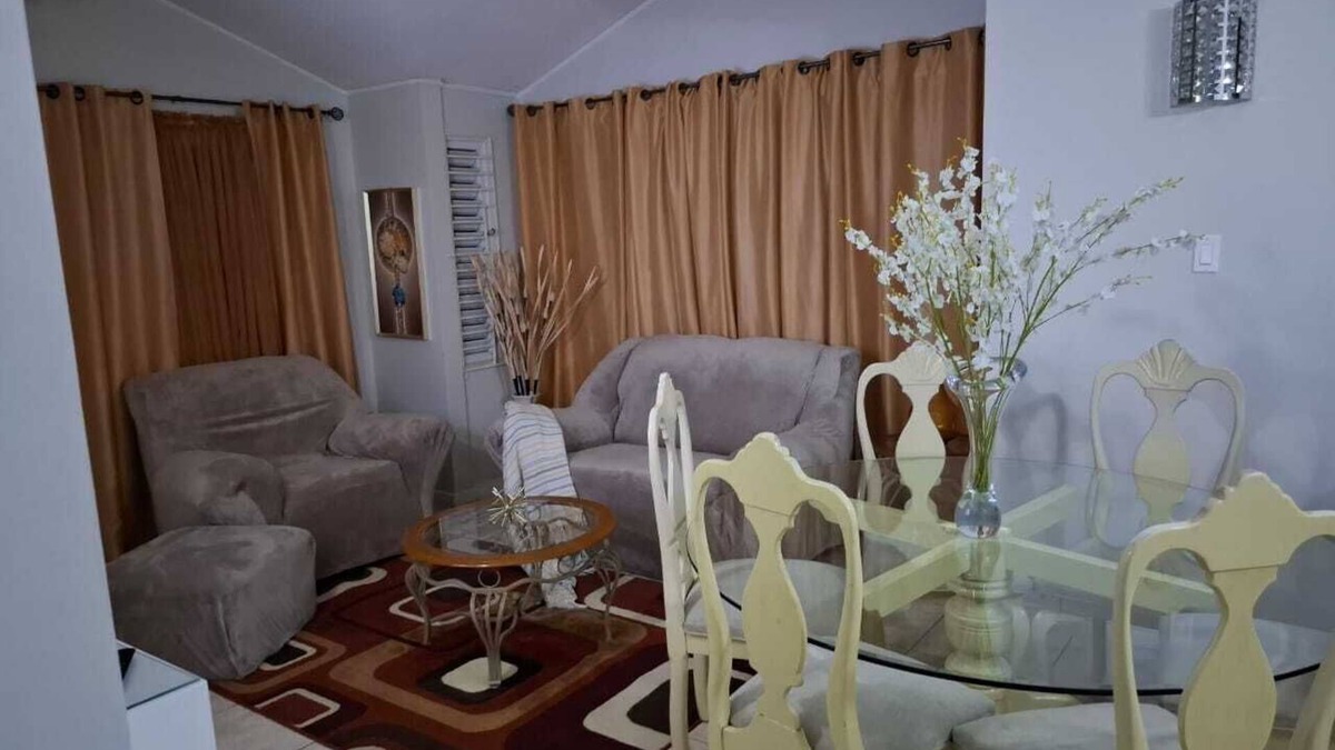 Caribbean Estates Cabin | Portmore Country Club Elegance