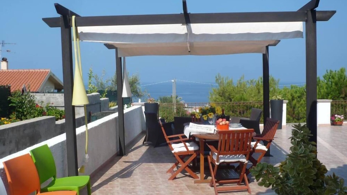 Tresnuraghes House | Porto Alabe: house with extensive views of the sea and its sunsets