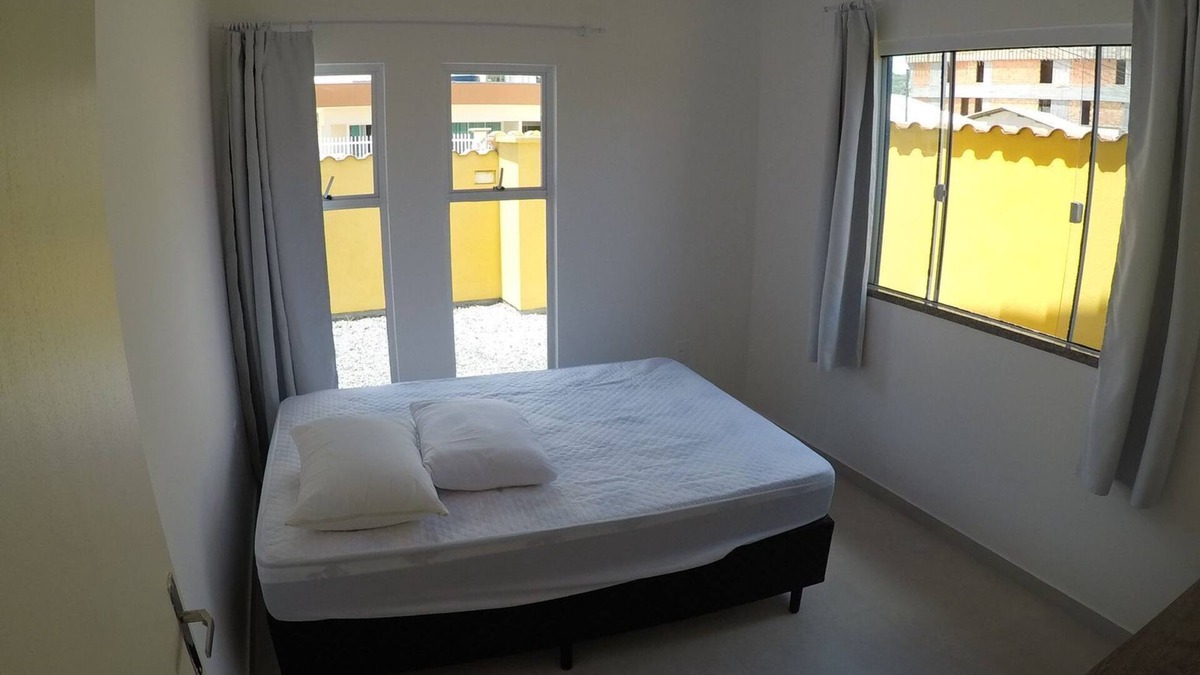 Porto Belo House | PORTO BELO 4 Bedroom House, 300m from the beach, sleeps 11 people