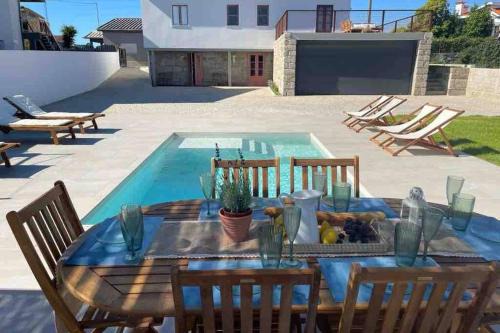 Maia Villa | Porto-Braga Family Country House (Private Pool)