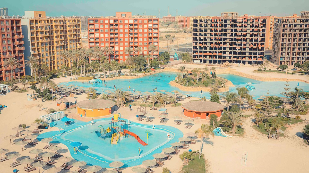 Al Alamayn Apartment | Porto Golf Aqua Park Resort Beach Access