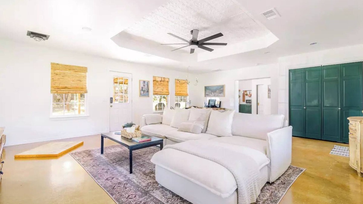 Austin House | Portofino Cottage- Secluded Luxury + Tranquility