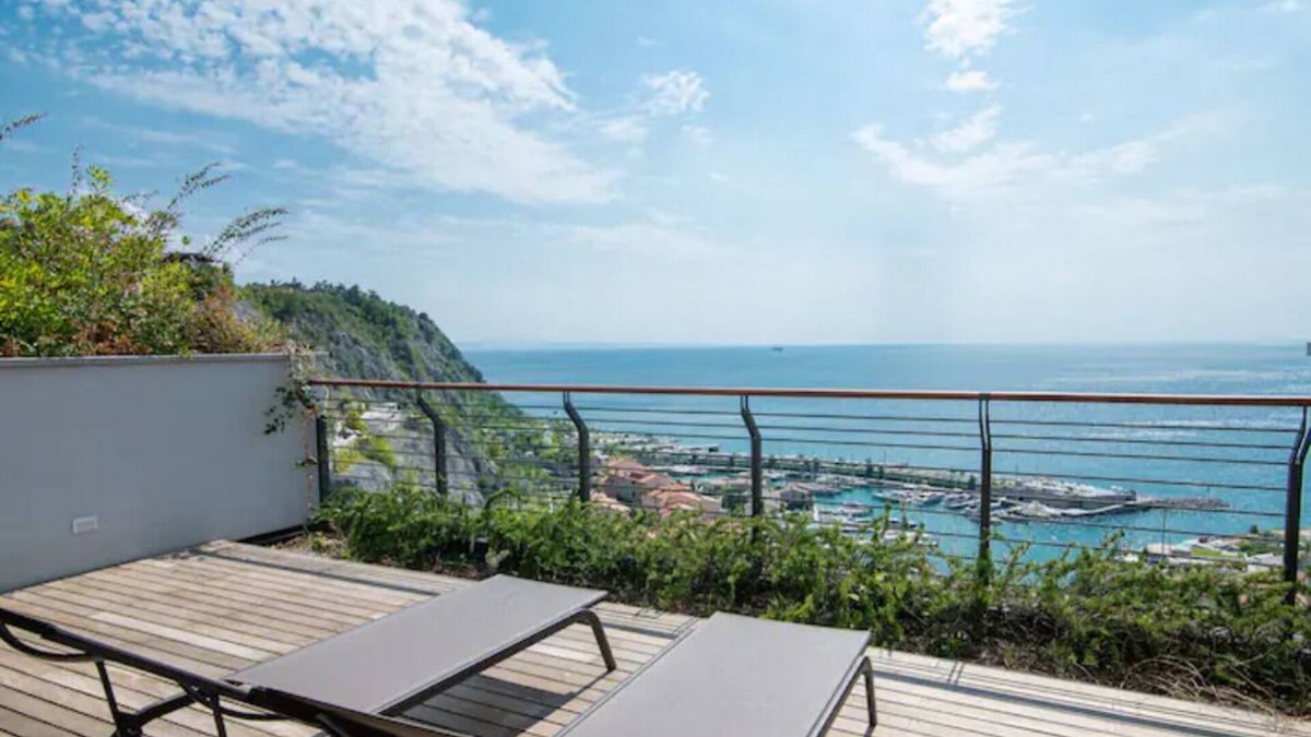 Duino-Aurisina Apartment | Portopiccolo Luxury Penthouse Best Beach Club Included!