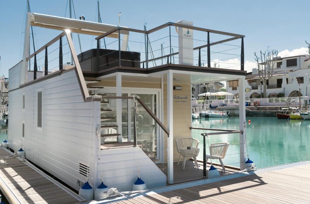 Misano Adriatico Boat Rental | Portoverde Luxury Houseboat