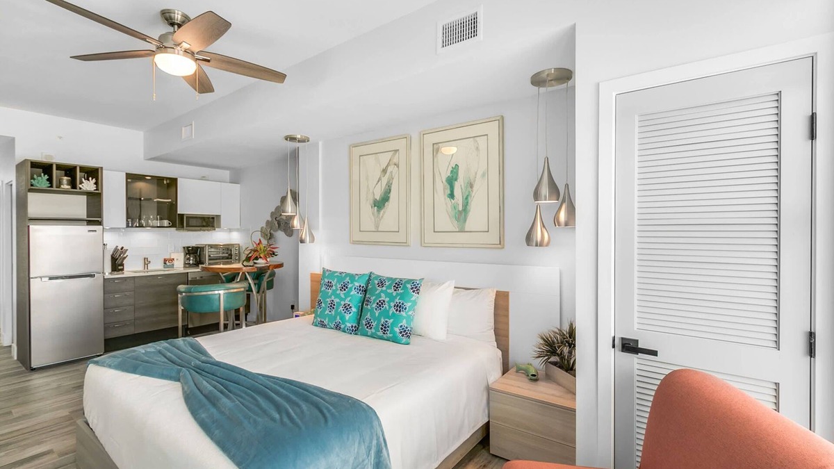 Merritt Island Condo | Portside Suite - Cape Crossing Resort and Marina