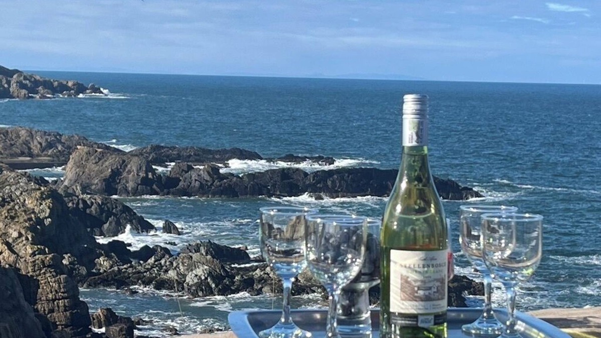 Portsoy Cottage | Portsoy, spacious cottage, with fabulous Moray Firth views - sleeps 4