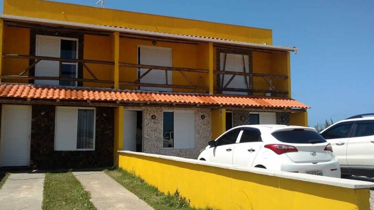Jaguaruna House | Portuguese Stone House