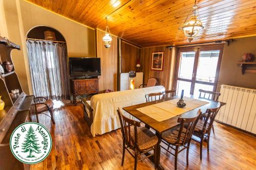 Celico Apartment | POSTO DI MONTAGNA - elegante appartamento di 3 camere nella quiete della natura, arredato in vero stile casa di montagna, FREE WiFi - Netflix, Disney, Dazn, Prime Video, Infinity