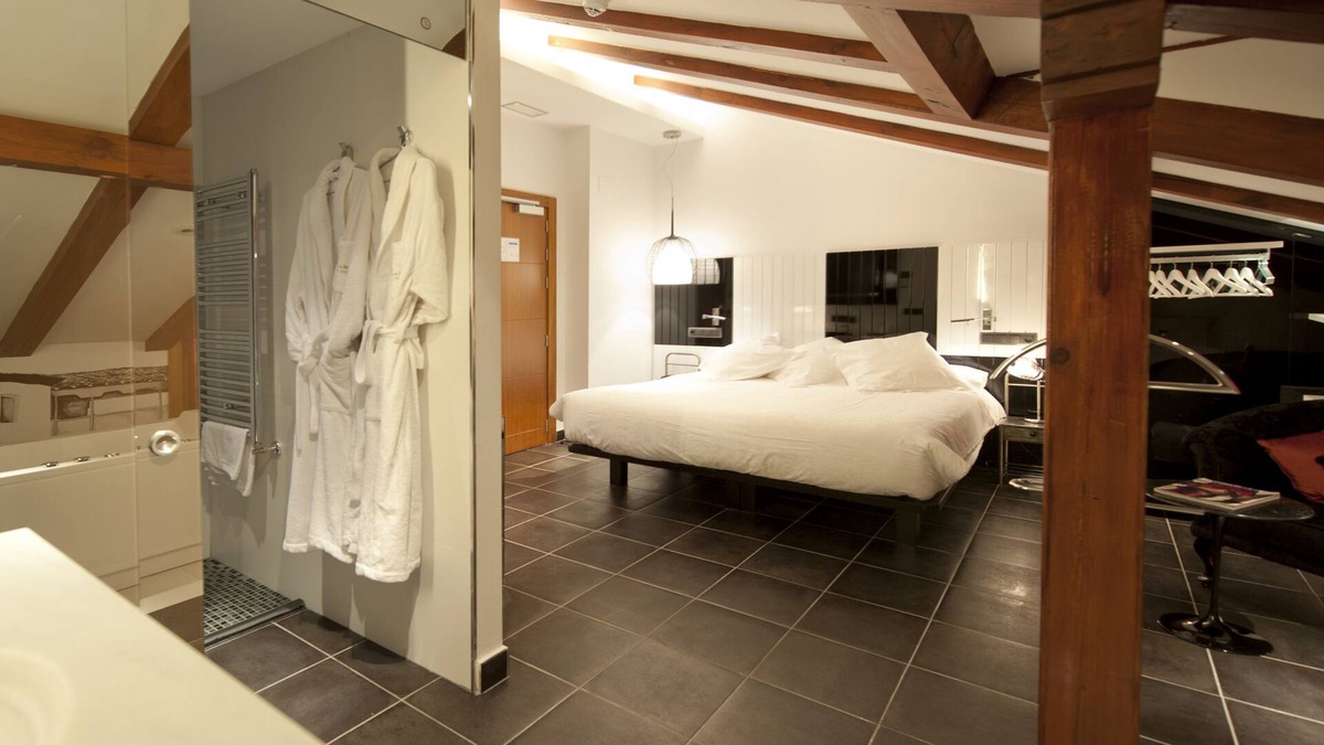Barrio de La Latina Hotel | Posada del León de Oro Boutique Hotel