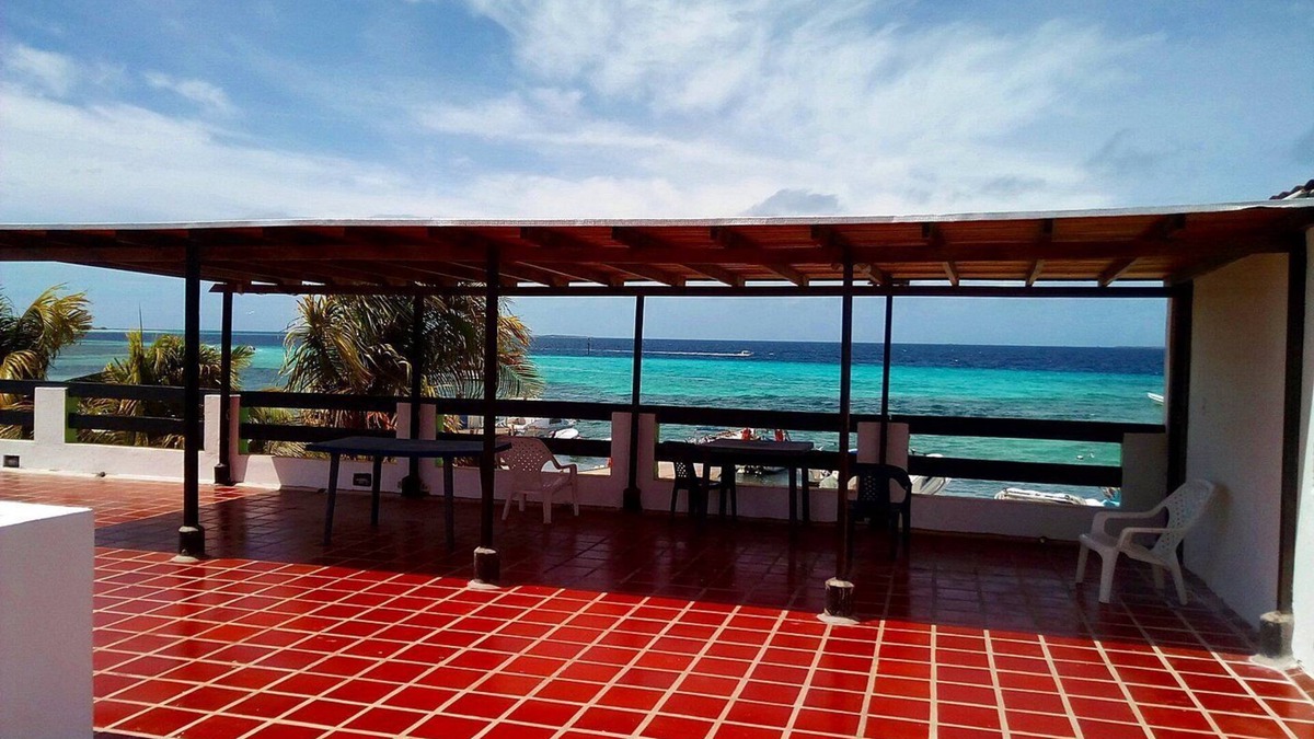 Los Roques National Park Hotel | Posada Doña Carmen