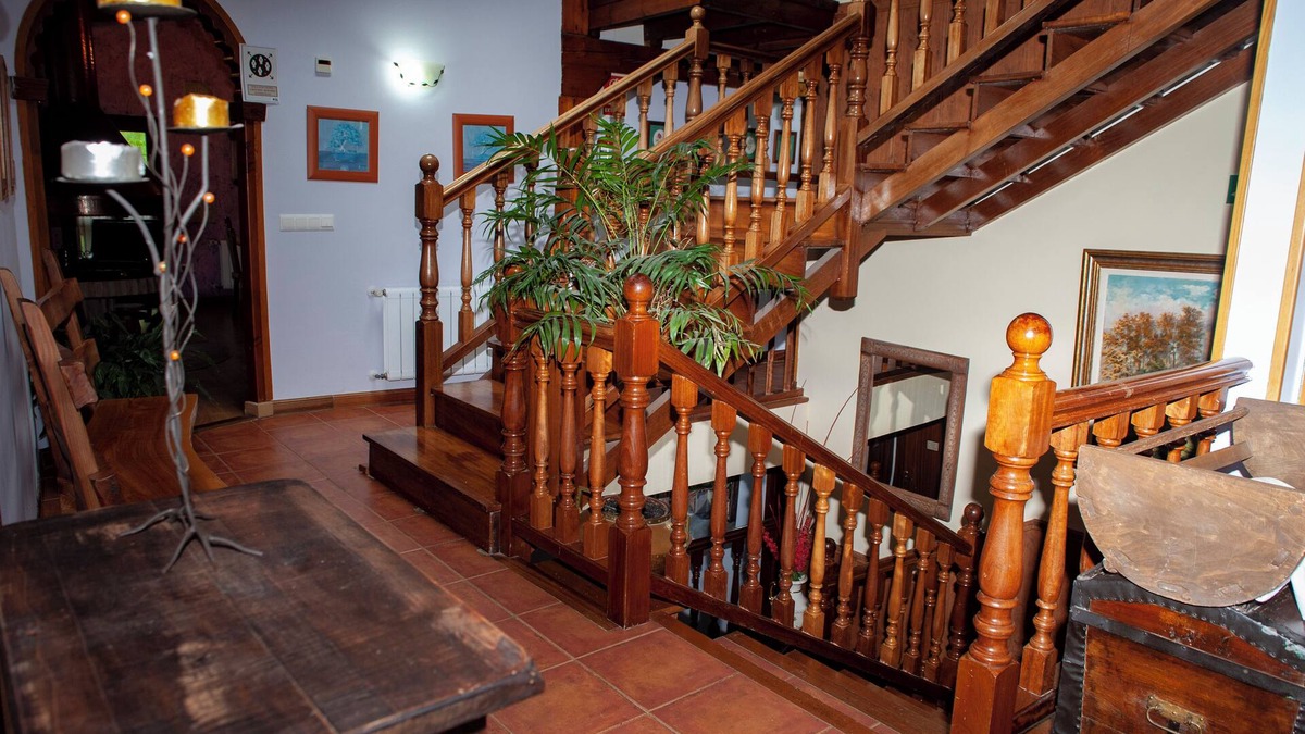 Lon Hotel | Posada Peñas Arriba