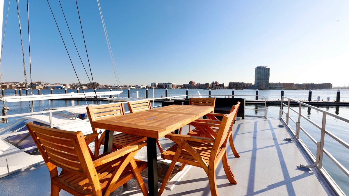 North End Boat Rental | Poseidon's Escape: Ocean Retreat