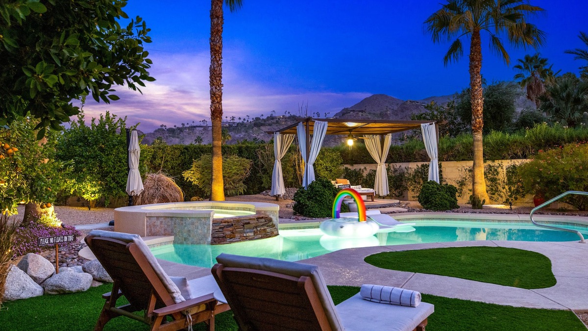 Araby Commons House | Posh Araby eden with saltwater pool & backyard bar - 4 miles to downtown
