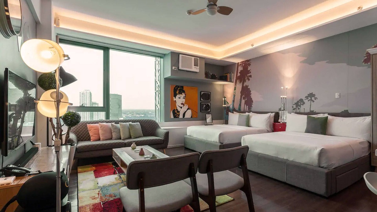 Alabang Condo | Posh Entrata SOHO Suite- Festival Mall view