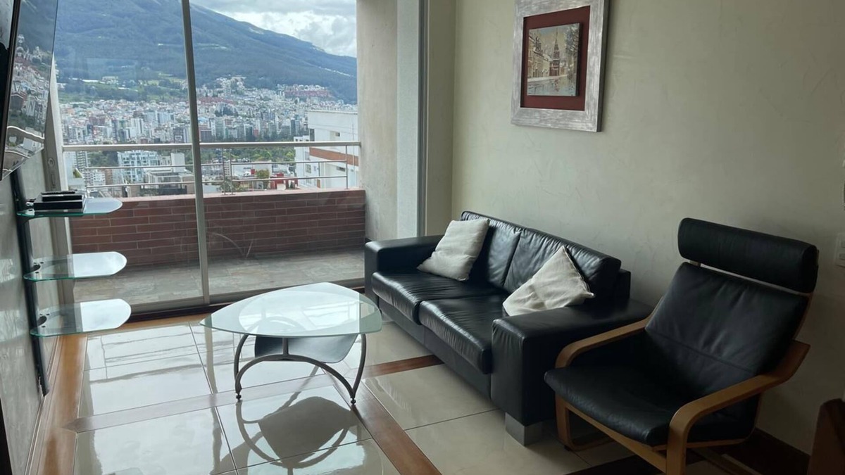 La Colina Cabin | POSHEST QUITO, 2 BDR+FULL BTHR, 3 BEDS, LIVING ROOM 65" TV, FULL KITCHEN+LAUNDRY