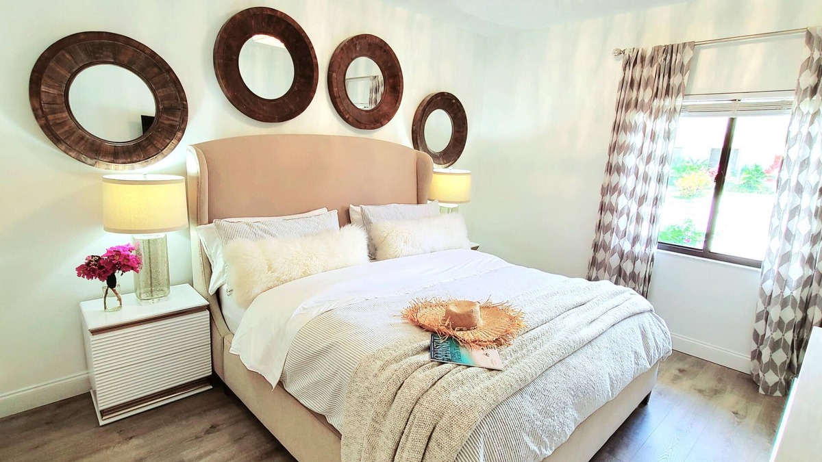 Bella Vista Condo | POSHPADZ Presents Sandpiper Villa - Walk to Jupiter Beach