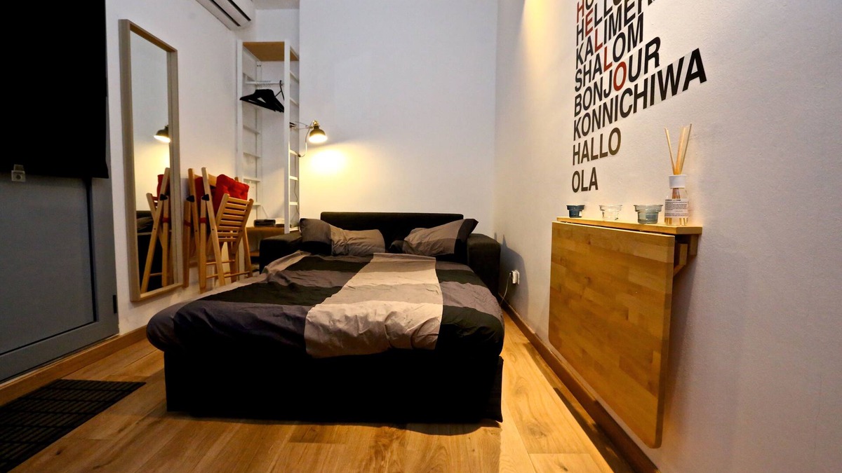 Affori House | Positive Feelings Flat - Positive Sensations