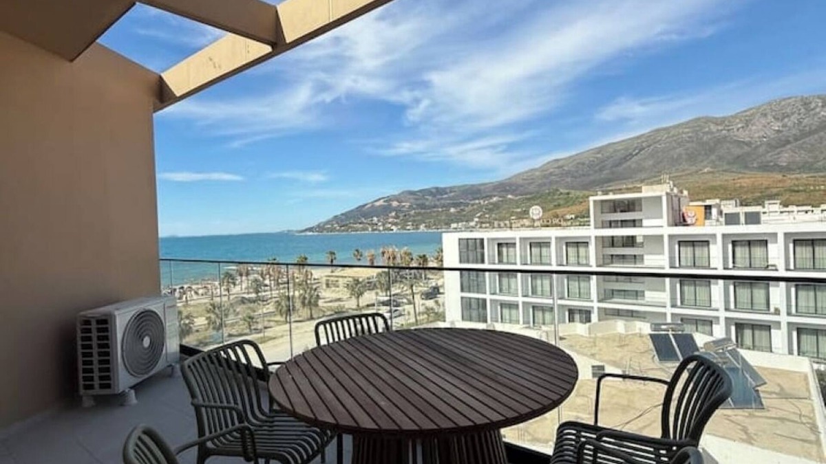 Orikum Apartment | Possum Apartment Radhime : Your Family's Perfect Beach Retreat