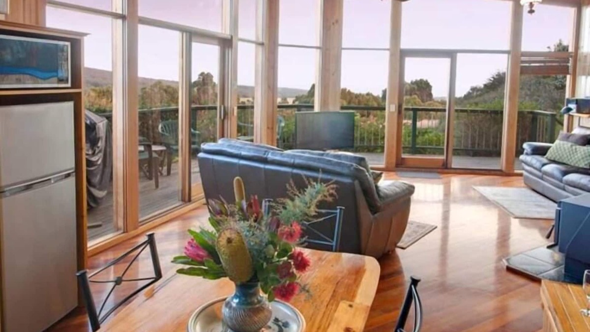 Johanna Cottage | Possum Cottage on the Great Ocean Road.